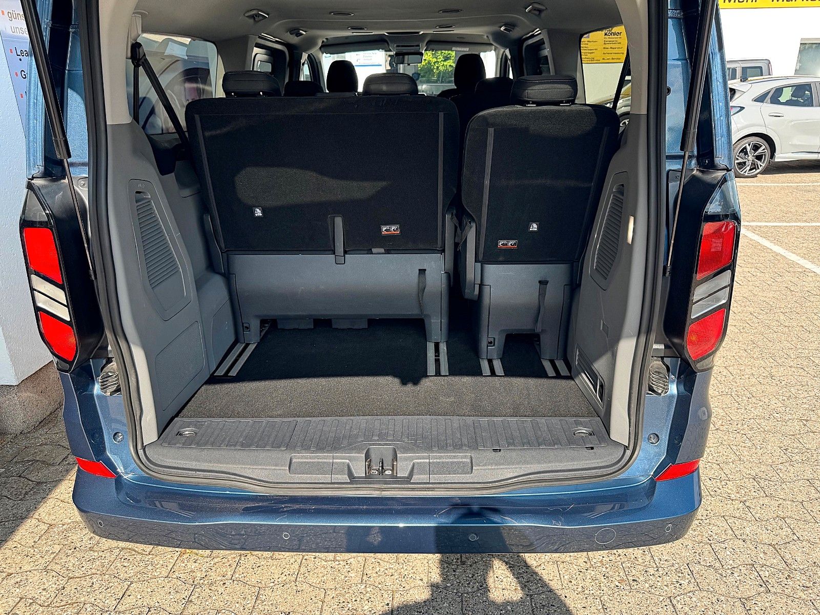 Ford Tourneo Custom Bus 320 L2 Titanium FWD 8-Sitzer foto 5