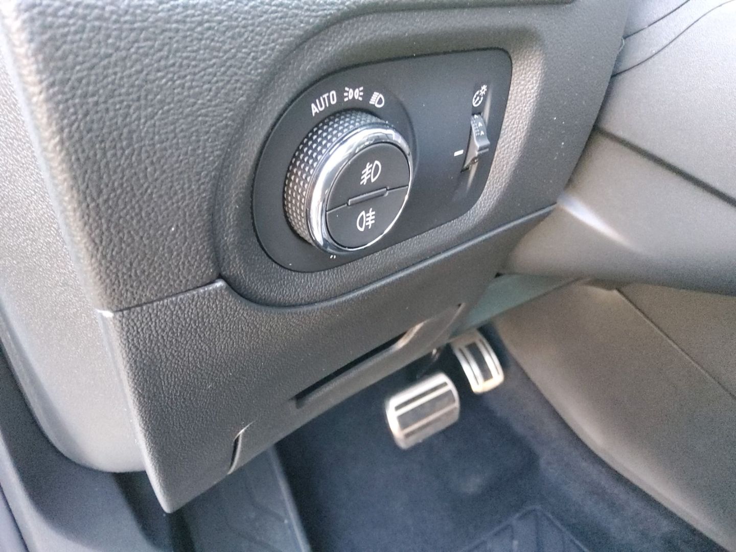 Fahrzeugabbildung Opel Grandland GSe Plug-in Hybrid Allrad AD Navi digi