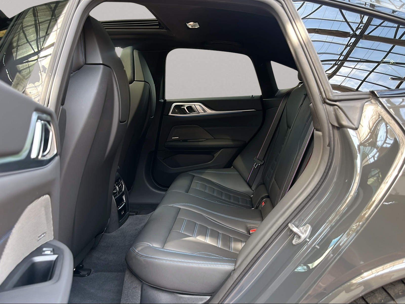 BMW i4 - Bild 18