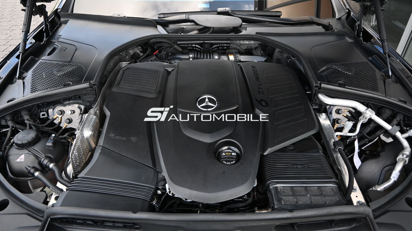 Fahrzeugabbildung Mercedes-Benz S 400 d 4MAT. Lang °UVP 170.901€°AHK°FOND-TV°HUD