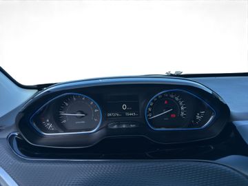 Peugeot 2008 1.2 PureTech 110 Allure Navi+SHZ+PDC