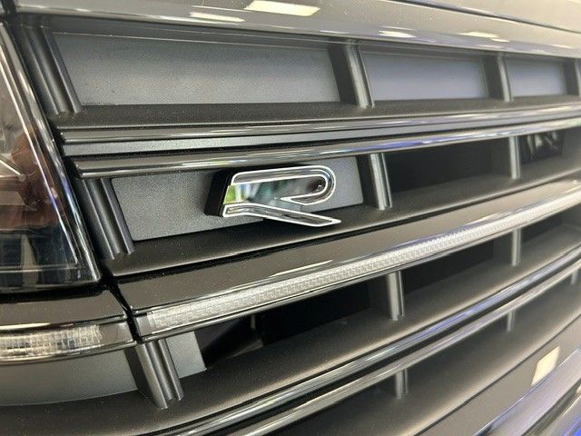Fahrzeugabbildung Volkswagen Touareg Final Edition R-Line 3.0 TDI V6 Automati