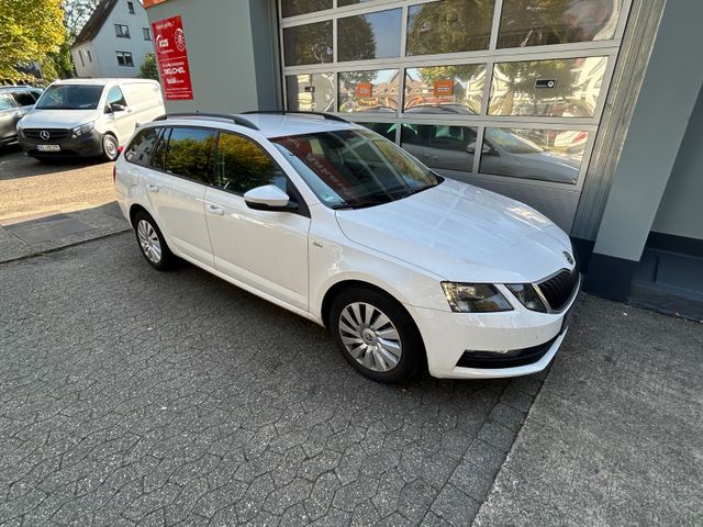 Fahrzeugabbildung Skoda Octavia Combi Soleil 1.6 TDI+Navi+CarPlay+SHZ+BT