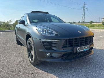 Porsche Macan - 1