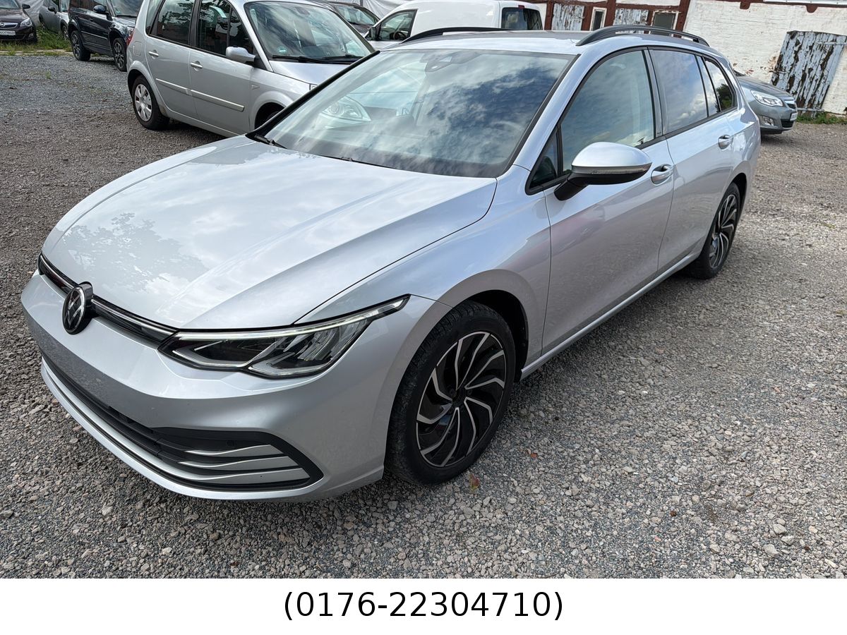 Volkswagen Golf VIII 2.0 TDI DSG Variant *Business Premium*