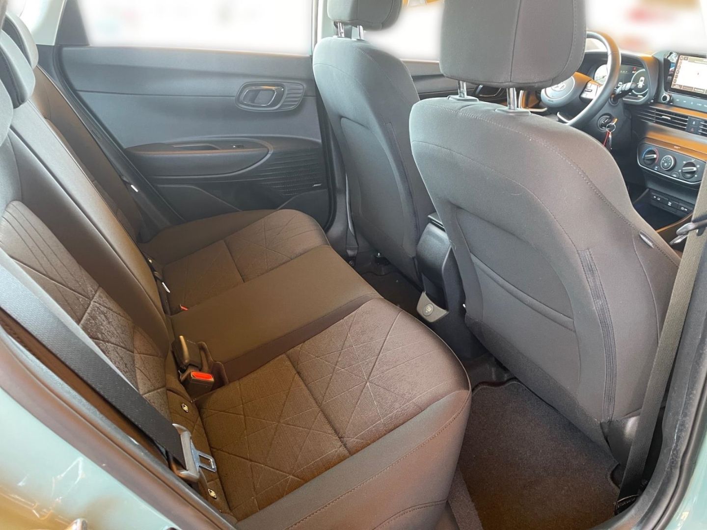 Fahrzeugabbildung Hyundai BAYON 1.0T 2WD Trend Navipaket Kamera Allwetter