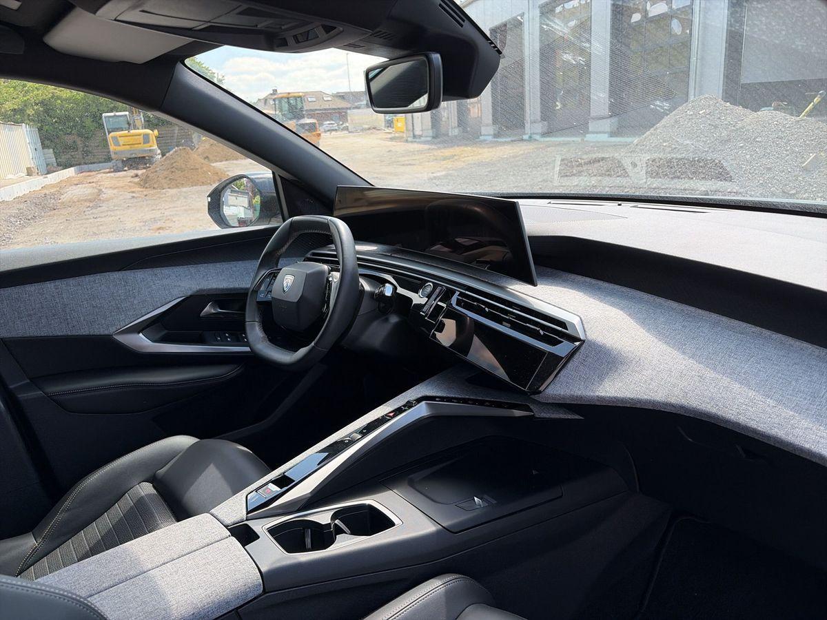 Peugeot 3008 Hybrid 136 Allure
