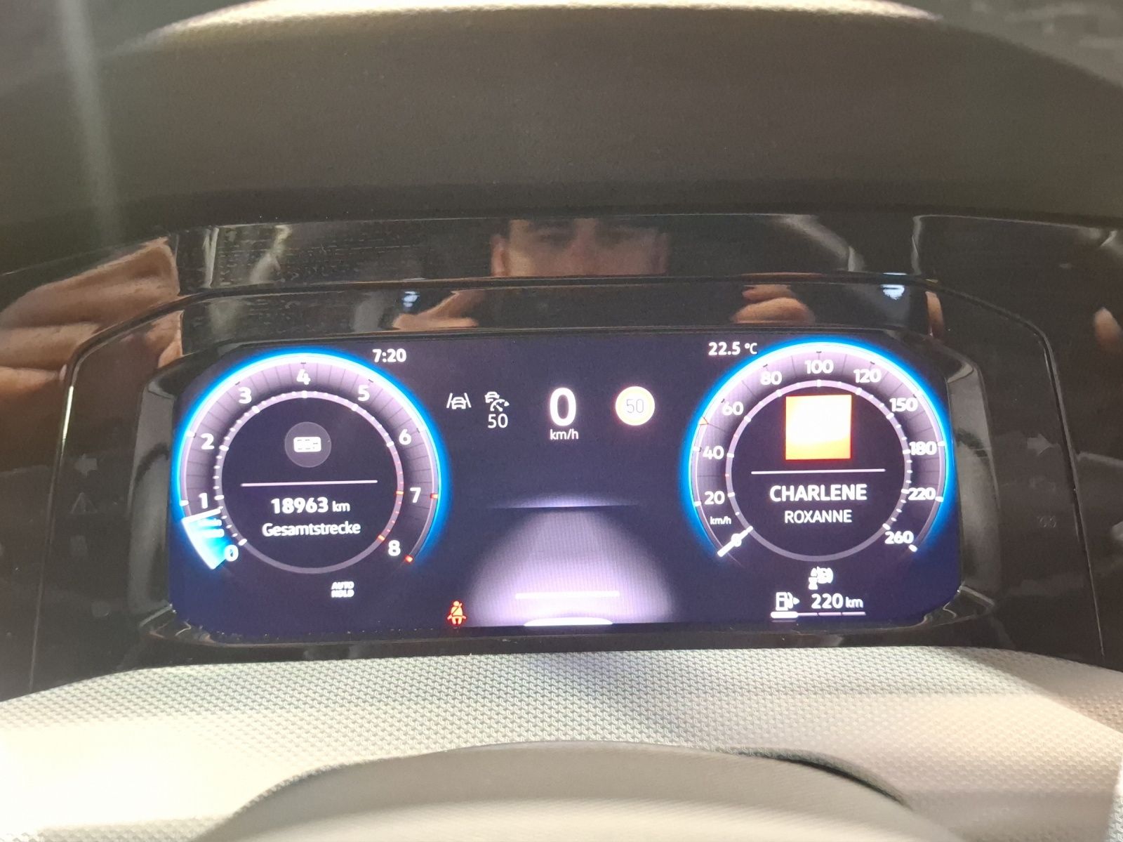 Fahrzeugabbildung Volkswagen Golf VIII TSI Goal Standhzg LED CarPlay AID ACC