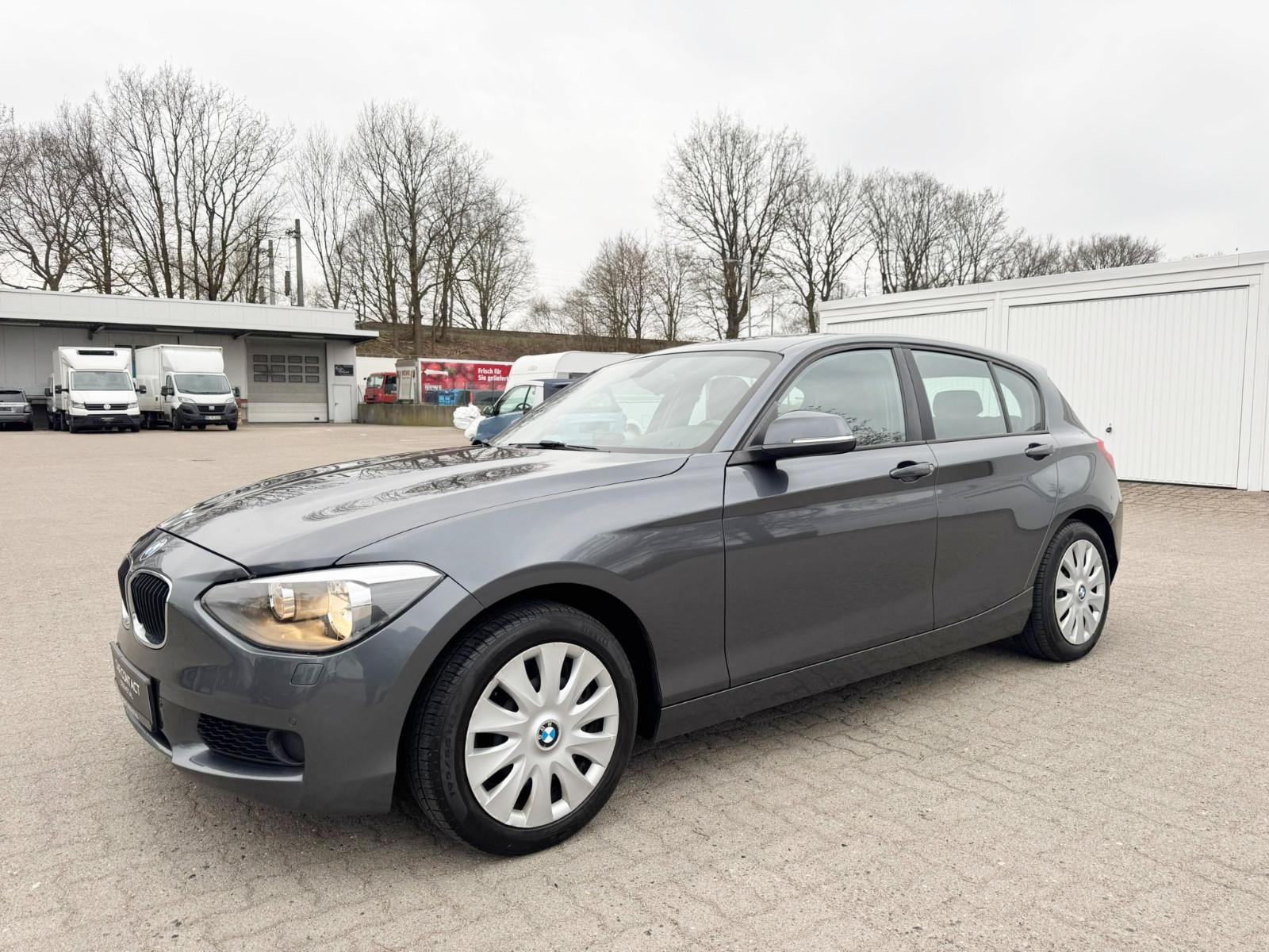 BMW 118i Automatik*TEMP*SHZ*AHK*SERVICE NEU*