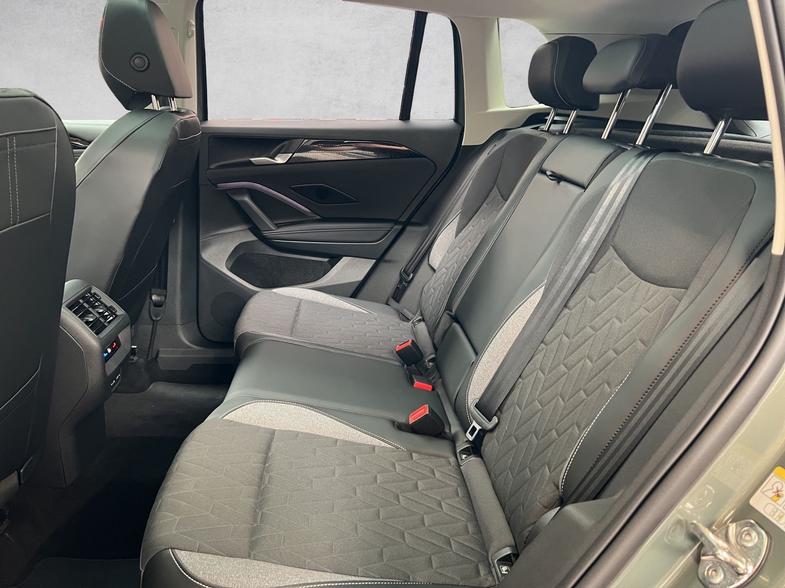 Tiguan Energy 2.0 TDI DSG AHK*Pano*ACC*CarPlay