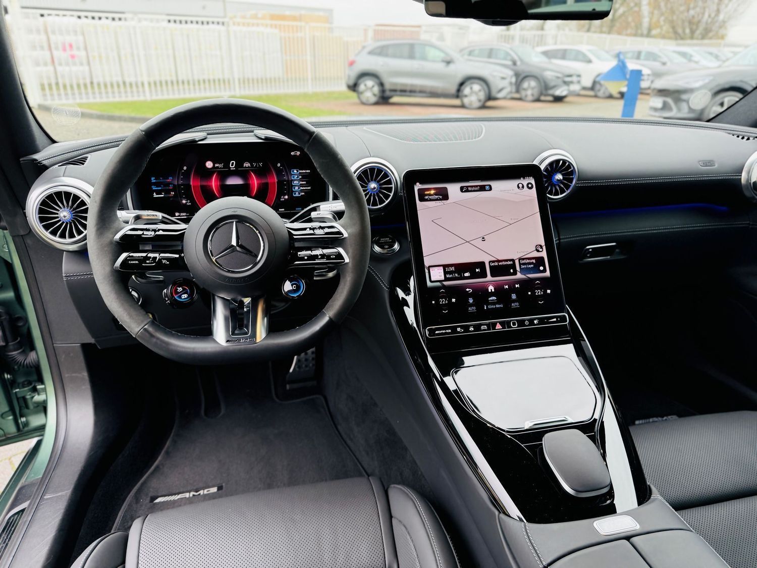 Fahrzeugabbildung Mercedes-Benz SL 43 AMG PREMIUM PLUS & NIGHT, Aerodynamik, V8-