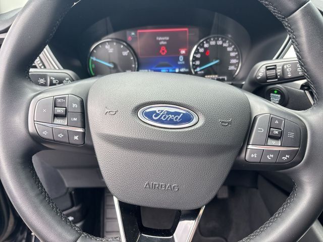 Fahrzeugabbildung Ford Kuga 2.5 PHEV Cool & Connect #AHK #Ganzjahresrei