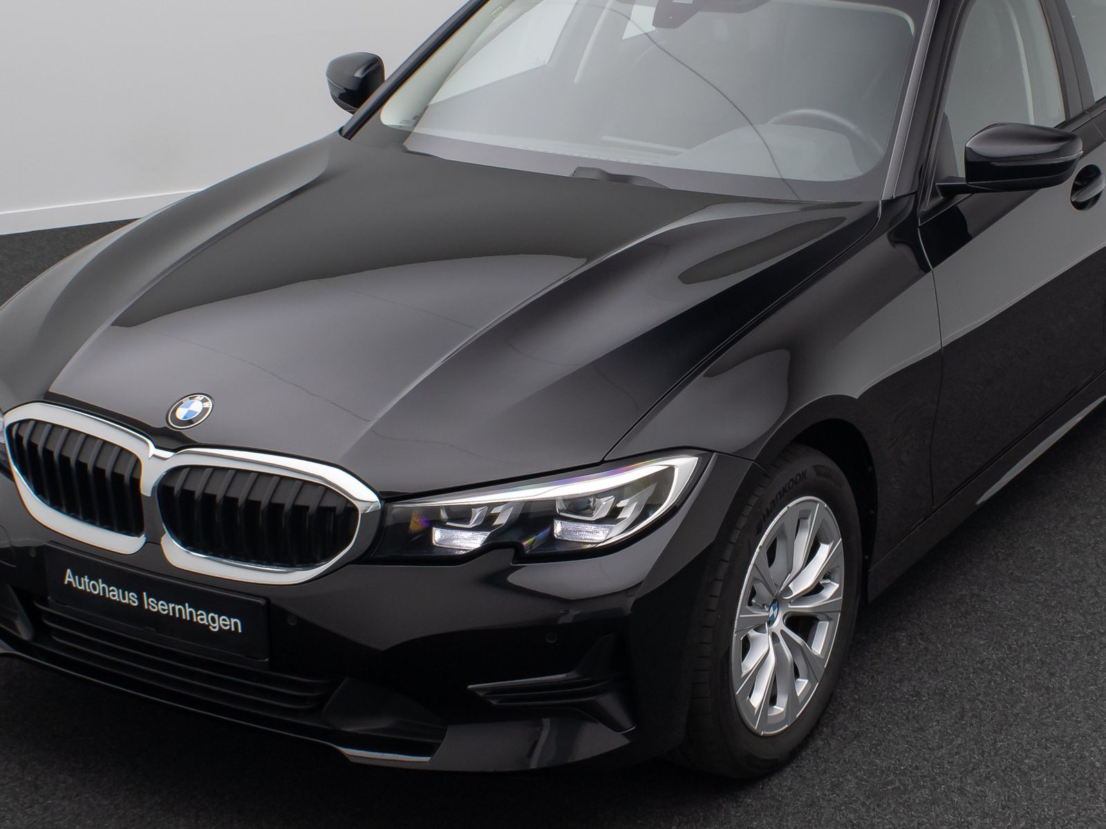 Fahrzeugabbildung BMW 320d DAB HiFi PDC Alarm Sport Geschwindigkeitsre