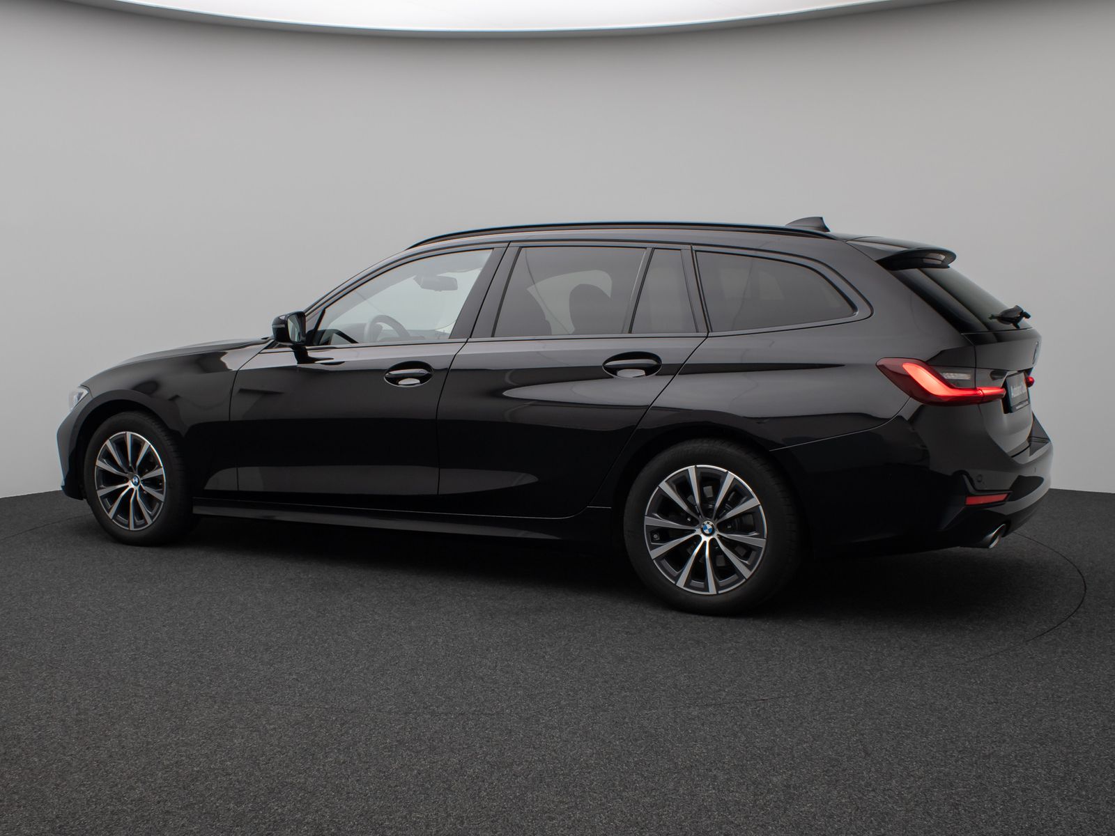 Fahrzeugabbildung BMW 320d Sport Line Laser DAB CockPitPro PDC Komfort