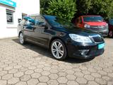 Skoda Octavia Combi RS *1.Hand*Navi*Xenon*SHZ*PDC* - Skoda Octavia aus 2010: Kombi