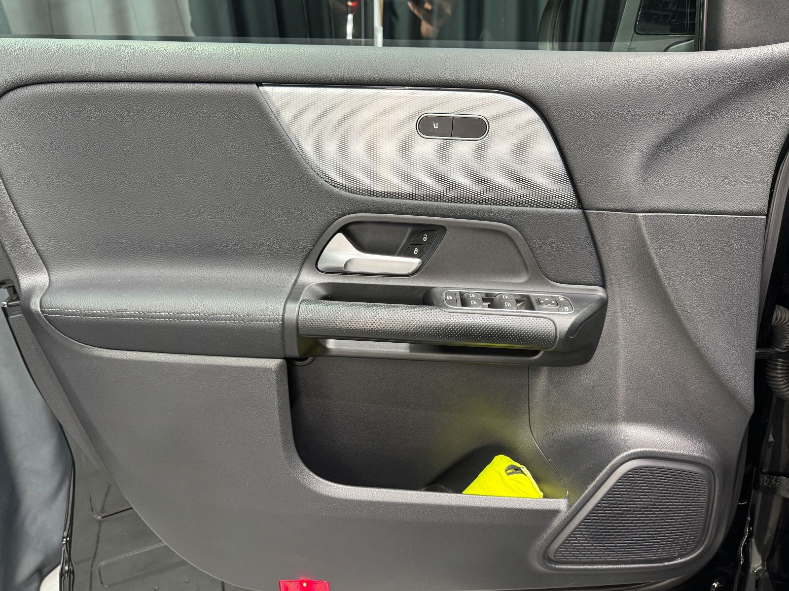 Fahrzeugabbildung Mercedes-Benz GLA 220d|AUTOMATIK|NAVI|LED-SCHEINWERFER|