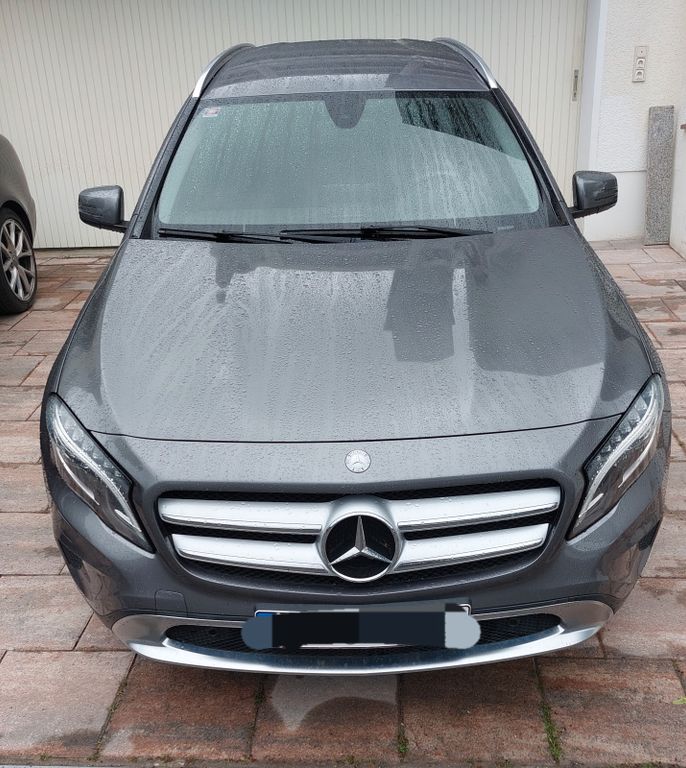 Image of Mercedes-Benz GLA 200