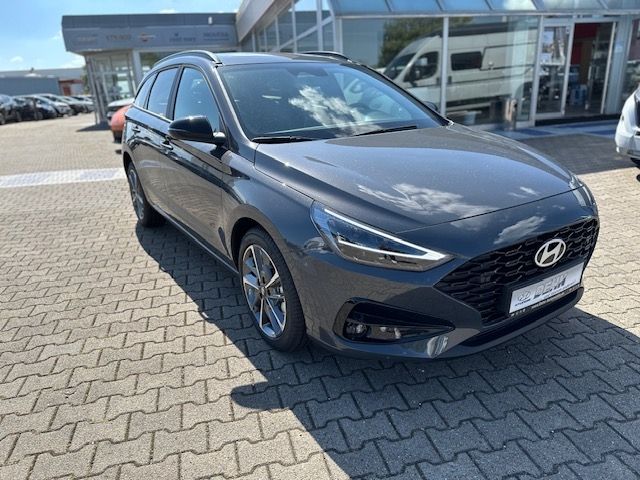 Hyundai i30cw Advantage Mj25 7-DCT 1.0 T-GDi Navi digita