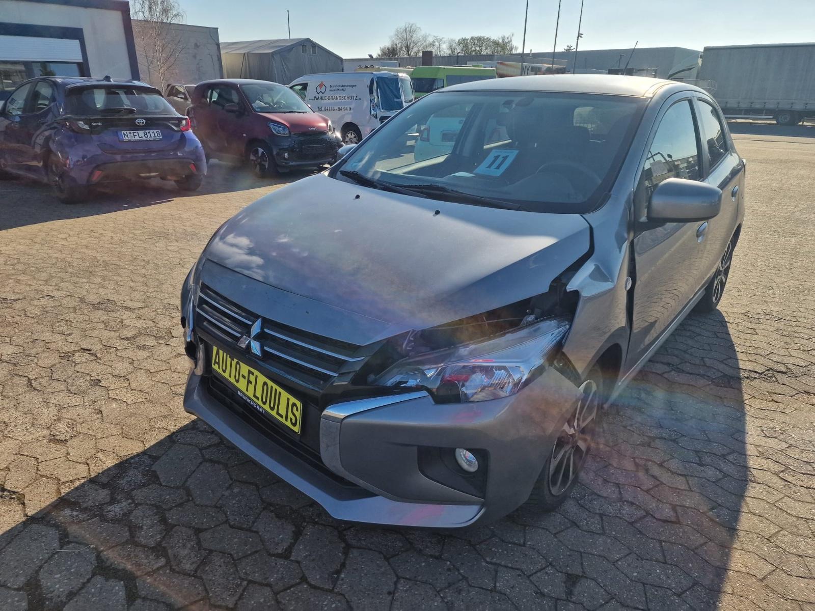 Mitsubishi Space Star 1.2 Select+ Automatik,27.000Km