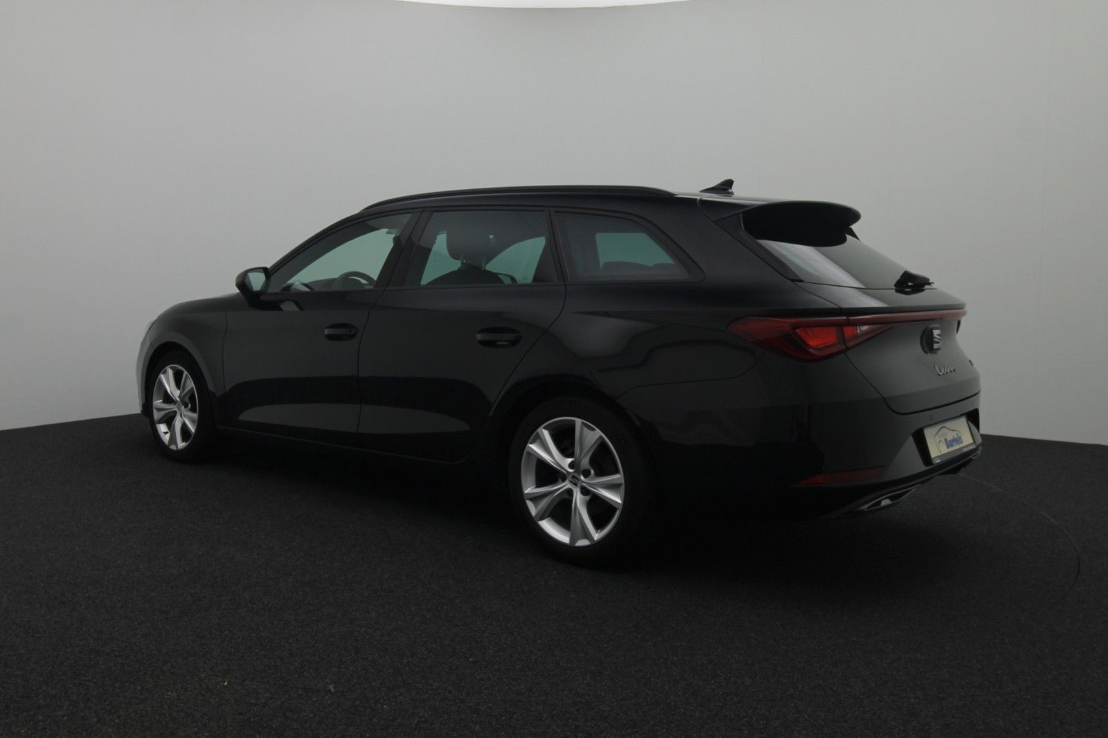 Fahrzeugabbildung SEAT Leon Sportstourer 1.5 FR