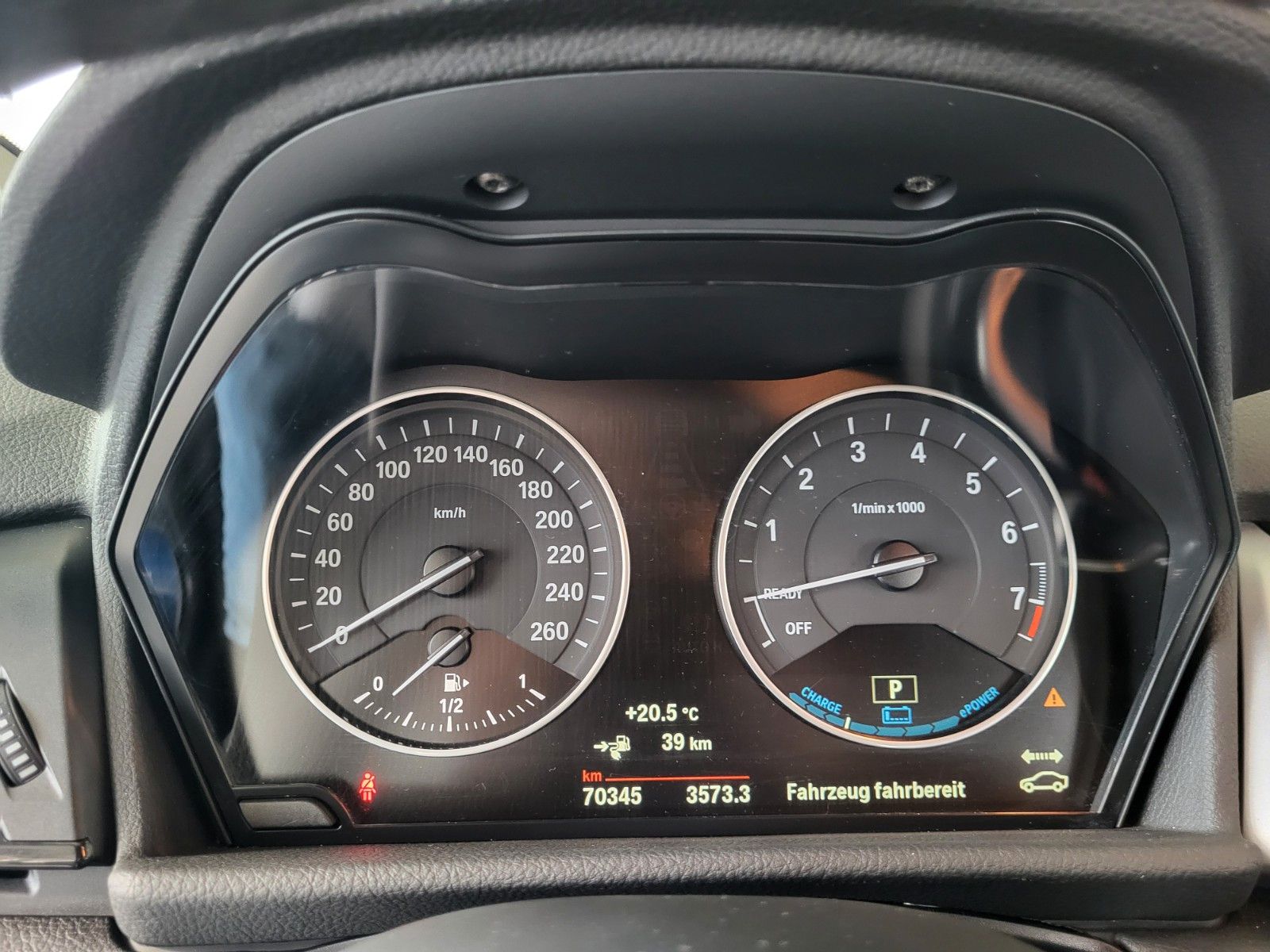 Fahrzeugabbildung BMW 225 Active Tourer/NAVI/AUTOM./LED/2.Z KLIMA