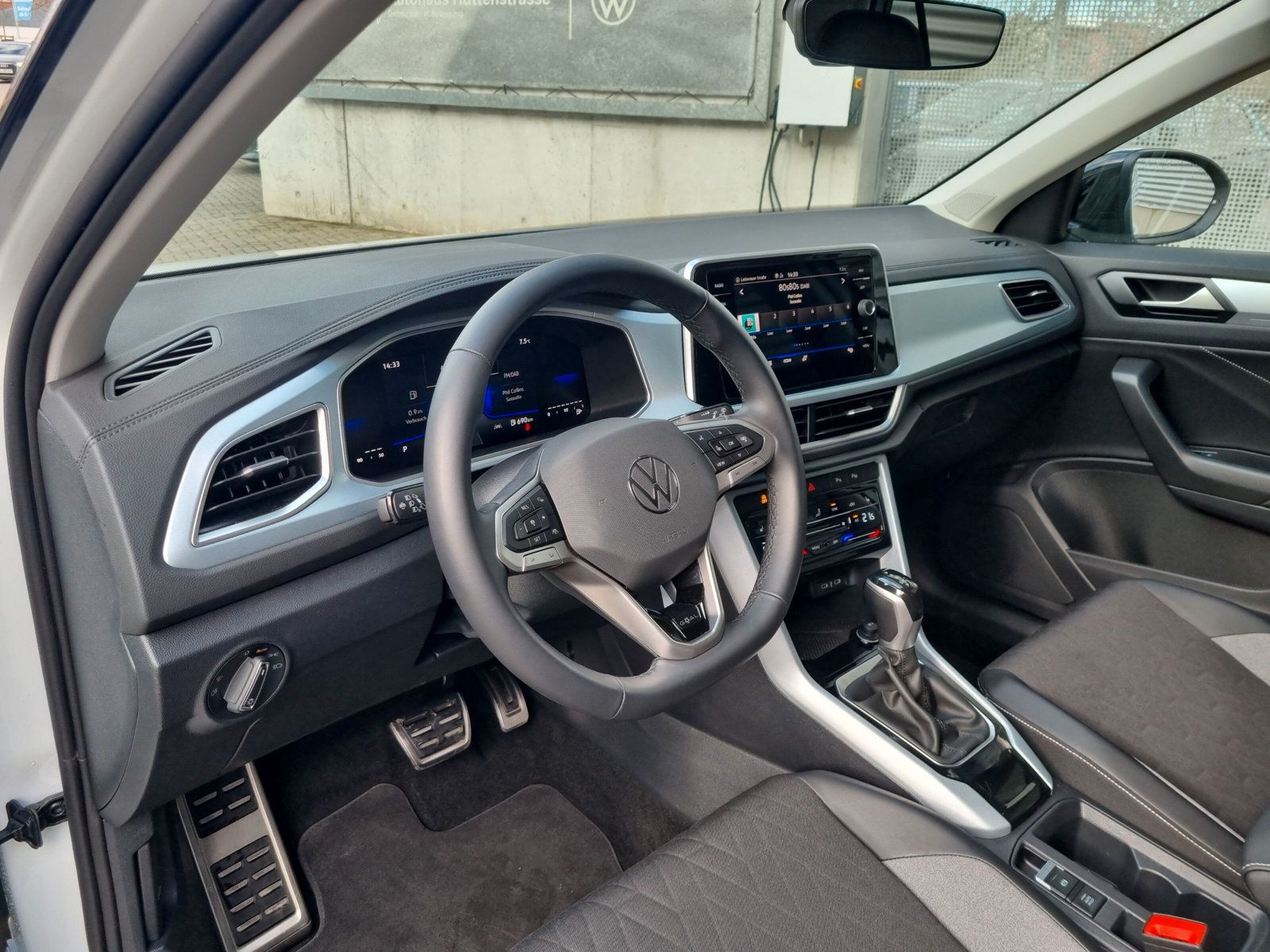 Volkswagen T-Roc - Bild 14