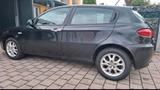 Alfa Romeo 147 1.6 16V T.Spark -TÜV 07/2027-- - Alfa Romeo 147 aus 2010