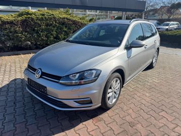 Volkswagen Golf - 4