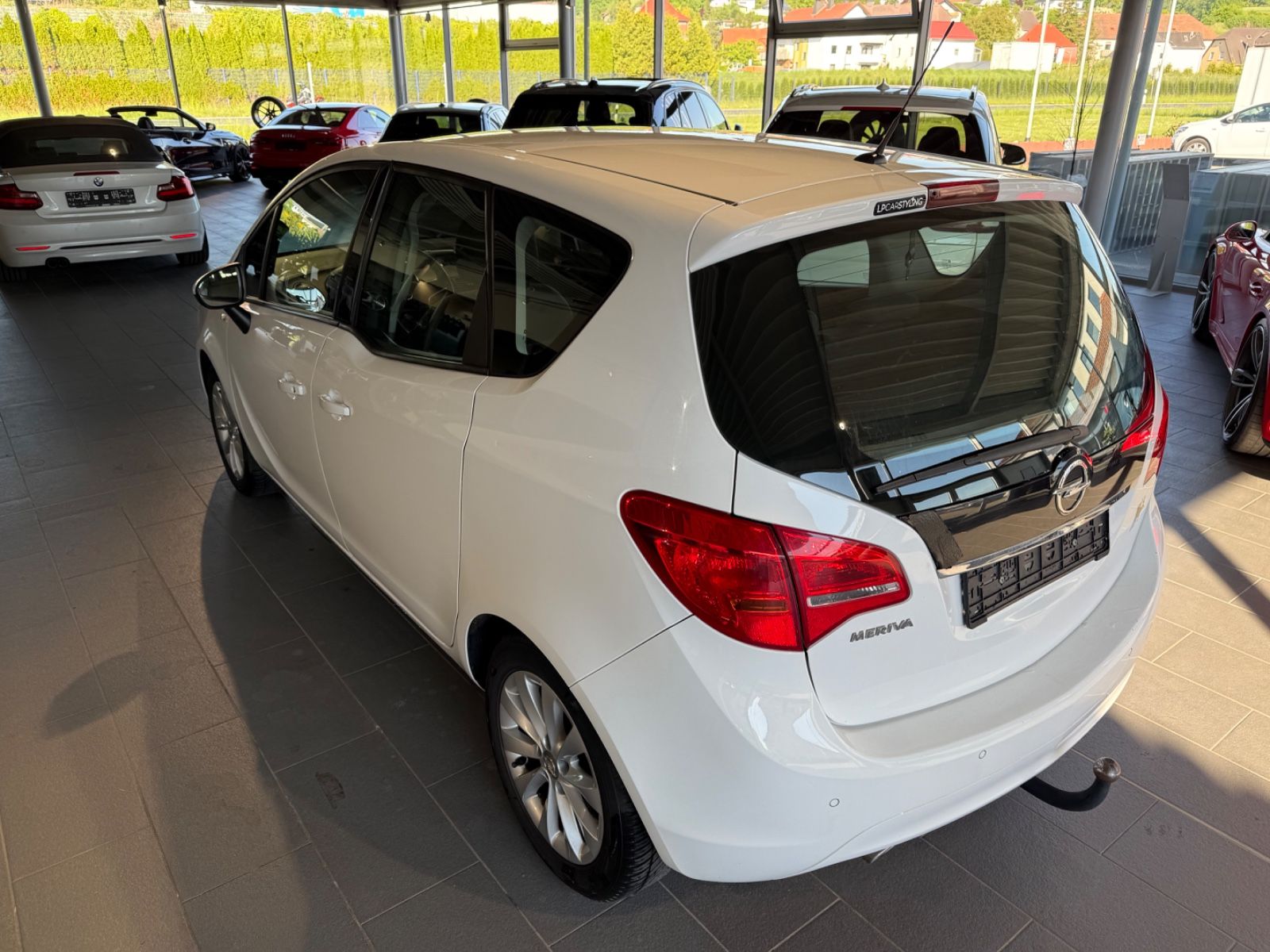Fahrzeugabbildung Opel Meriva B Style 1.4 T *SHZ*LHZ*PDC*AHK*