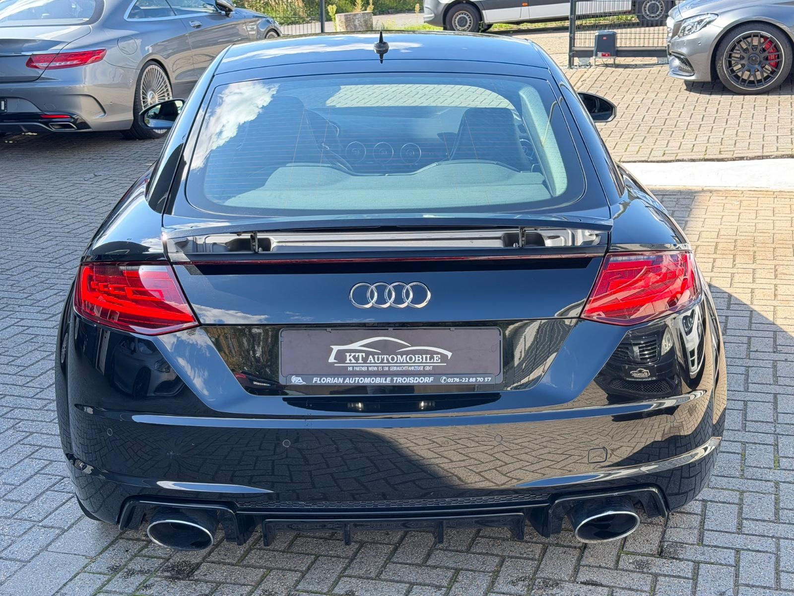 Audi TT Coupe TT RS Coupe 2.5 TFSI quattro/Kamera