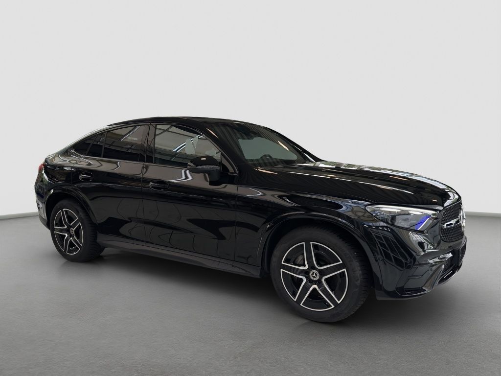 Fahrzeugabbildung Mercedes-Benz GLC 200 4MATIC Coupé AMG Line*NightPaket*Carplay
