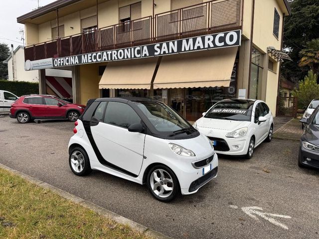 Smart SMART - Fortwo Cabrio - 1000 52 kW MHD cabrio pa