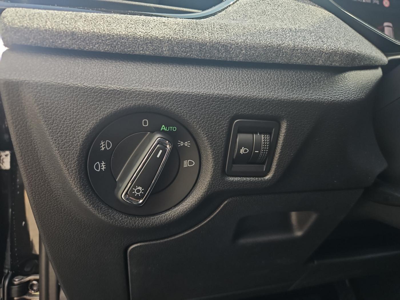Skoda Kamiq 1.0 TSI DSG SELECTION NAVI SITZH., миниатюра 16
