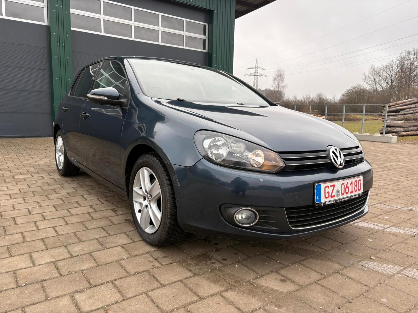 Volkswagen Golf 6  1,6Tdi Highline