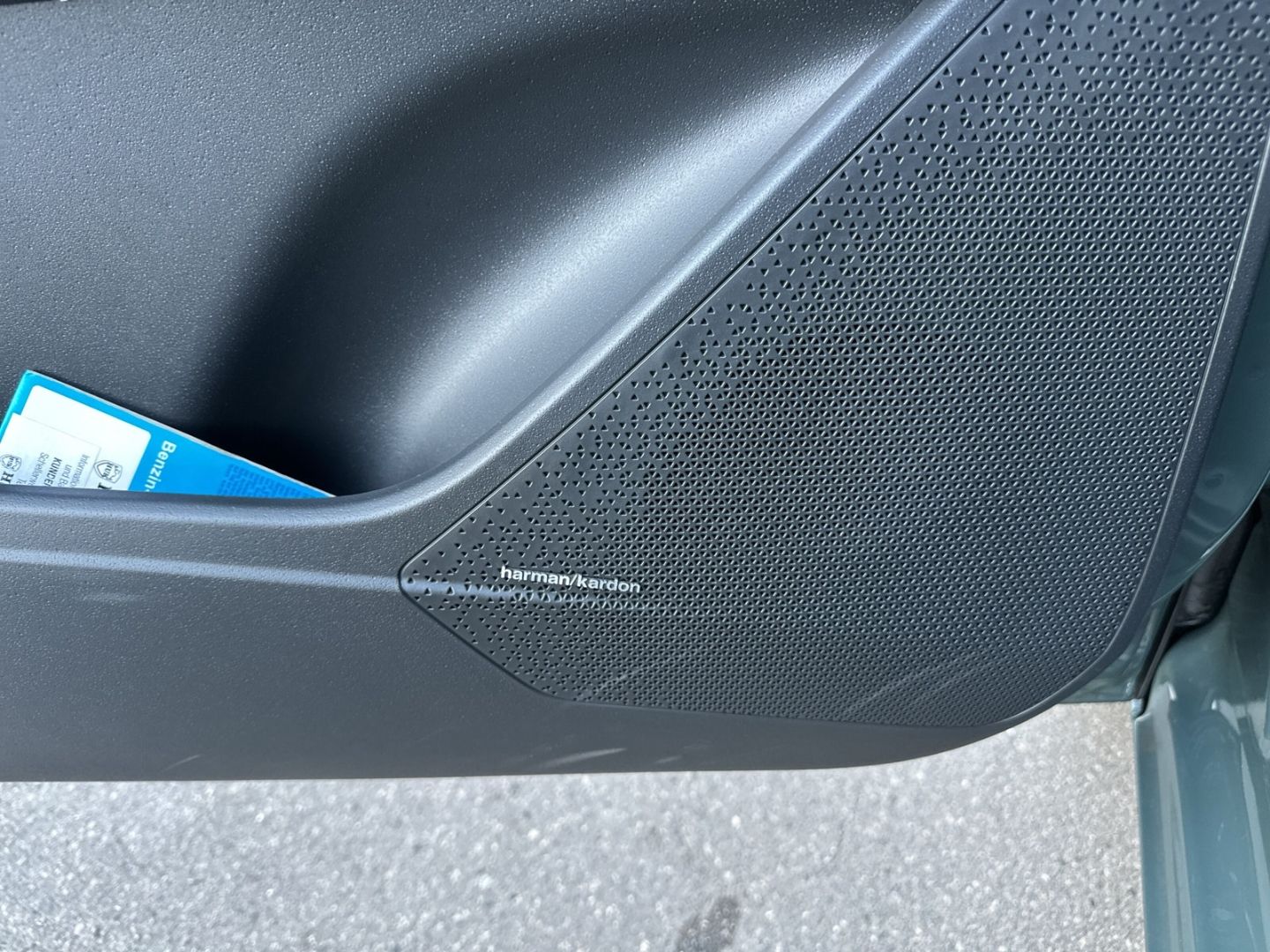Fahrzeugabbildung Kia Niro NIRO 1.6 PHEV DCT SPI 18Z Navi digitales Co