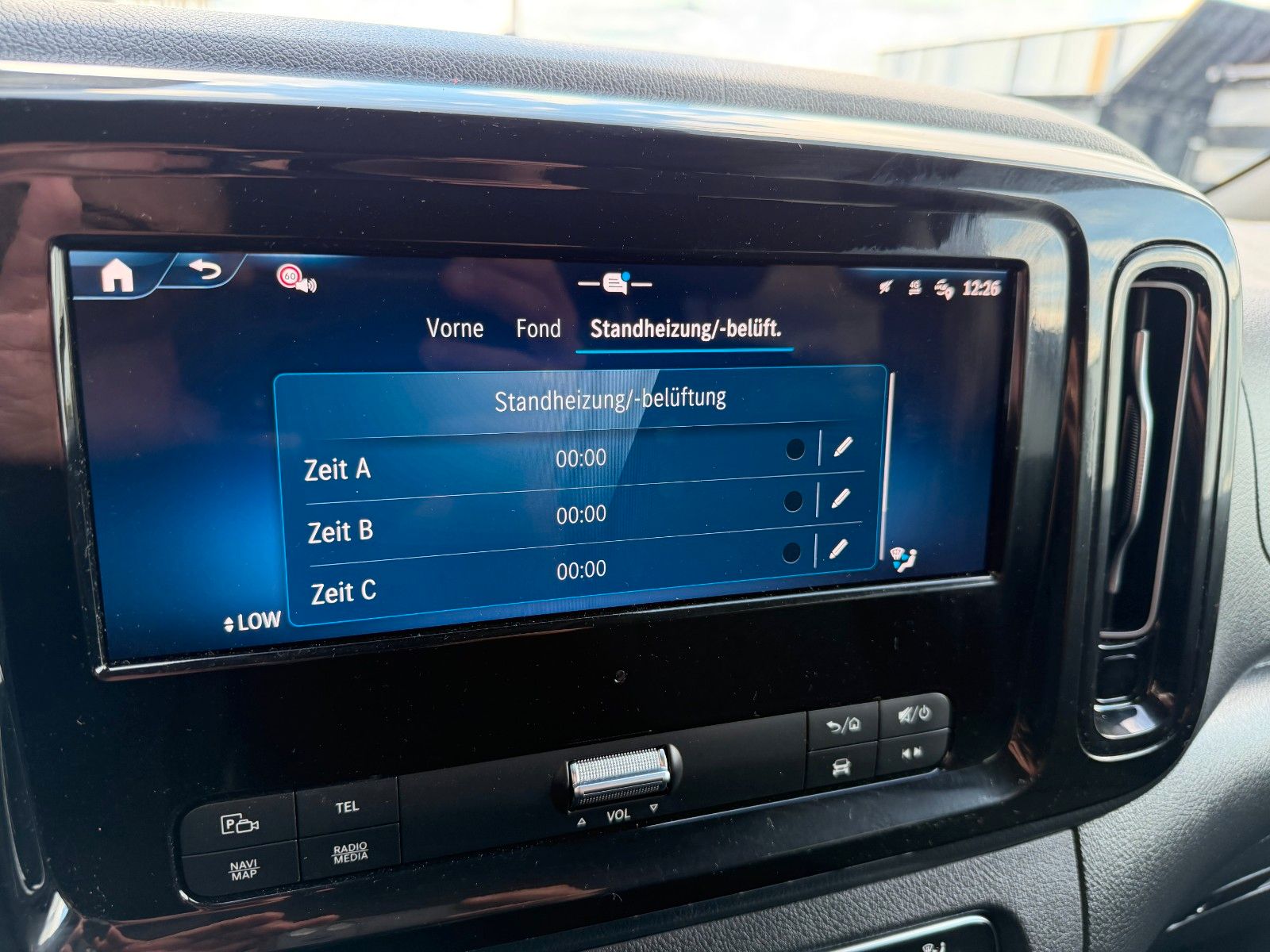 Fahrzeugabbildung Mercedes-Benz Vito 116 CDI Tourer 4x4 Extral AHK2,5to Stdheiz