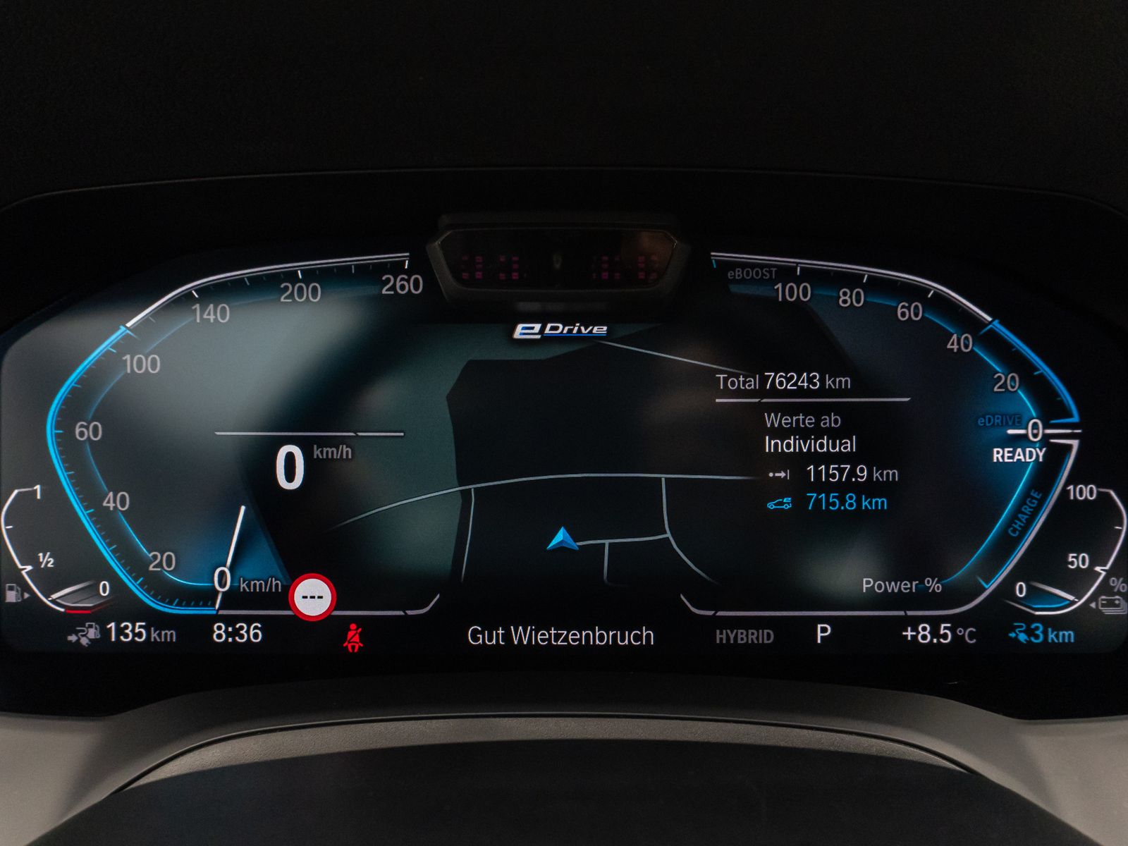 Fahrzeugabbildung BMW 330e ACC Alarm DAB CockpitPr HiFi PDC WLAN Sport