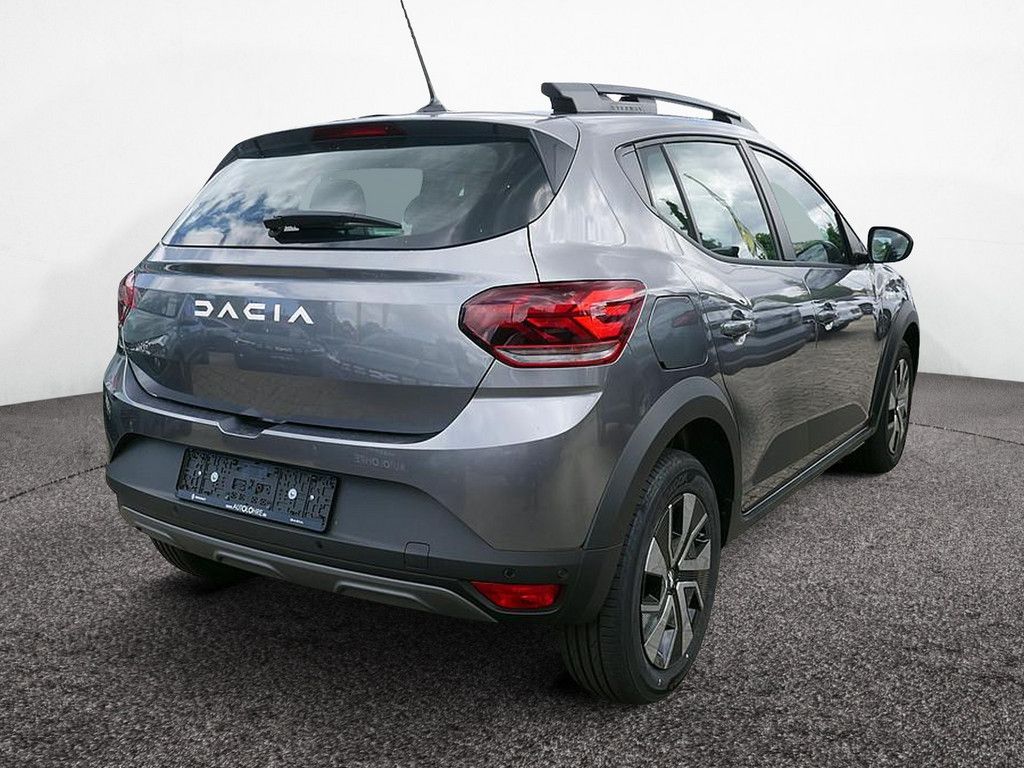 Fahrzeugabbildung Dacia Sandero Stepway Expression TCe 90