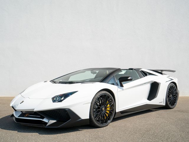 Lamborghini Aventador SV Roadster ALCANTARA KAMERA SENSONUM