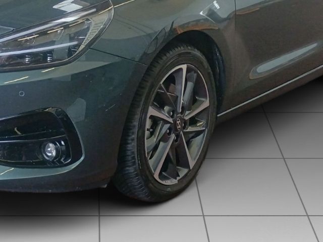 Fahrzeugabbildung Hyundai i30 FL Kombi (MY25) 1.0 T-GDI (100 PS) 7-DCT 2WD