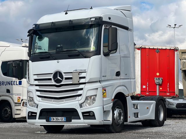 Mercedes-Benz Actros 1845