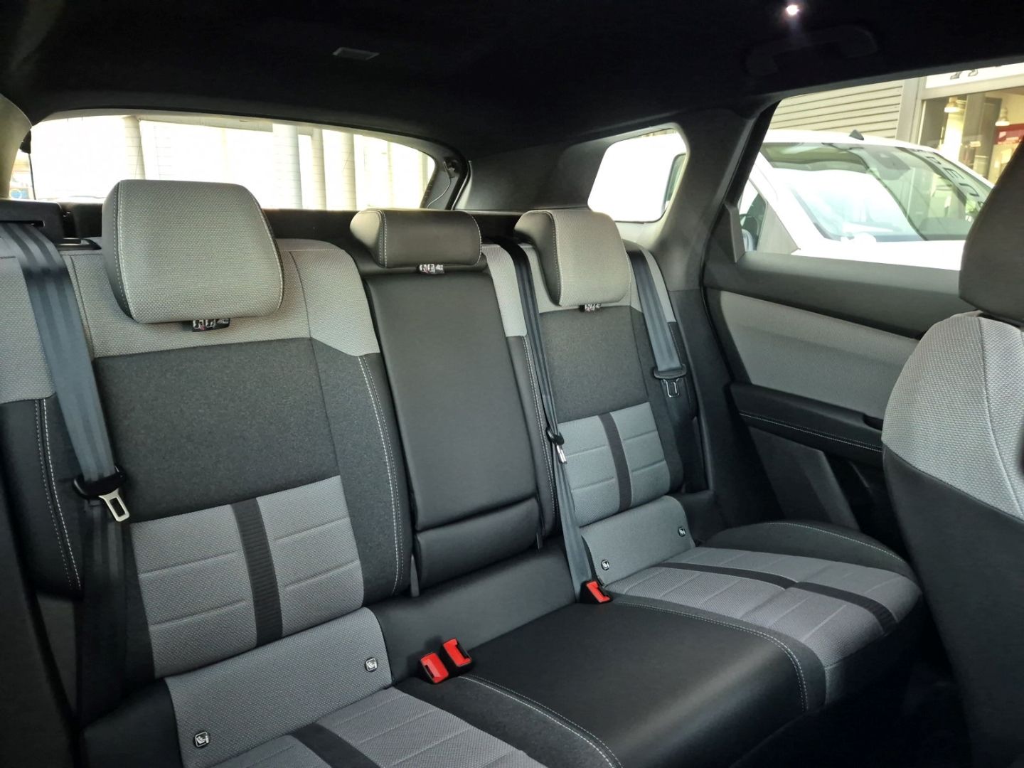 Fahrzeugabbildung Opel Grandland 48V Mild-Hybrid 100kW EU6e 1.2 Hybrid