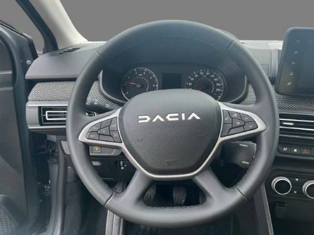 Fahrzeugabbildung Dacia Jogger Expression TCe 110 7-Sitzer