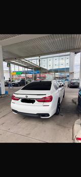 BMW 730d xDrive - - weiße BMW 730