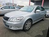 Skoda Octavia Lim. 2.0 TDI Elegance Temp/X... - Skoda Octavia aus 2011: Elegance