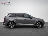 Audi Q7 3.0 TDI quattro 7 Sitzer  3.0 272 PS S-Line - Audi Q7