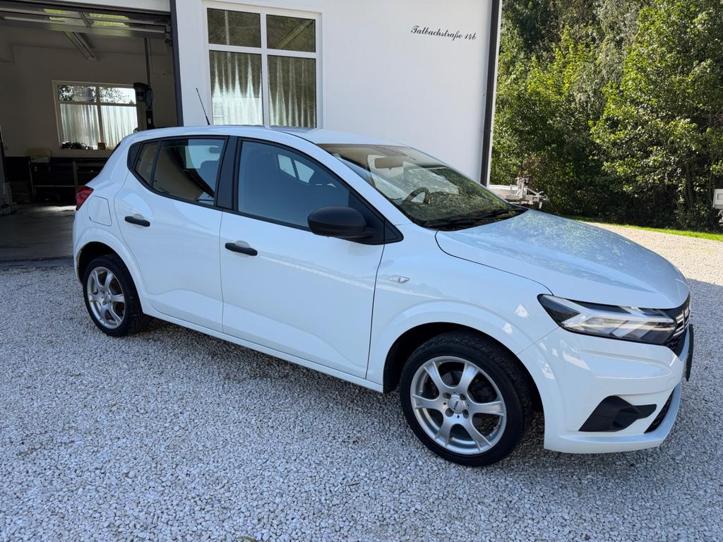 Dacia Sandero III Essential Klima Alu FH ZV 1Hand 2023