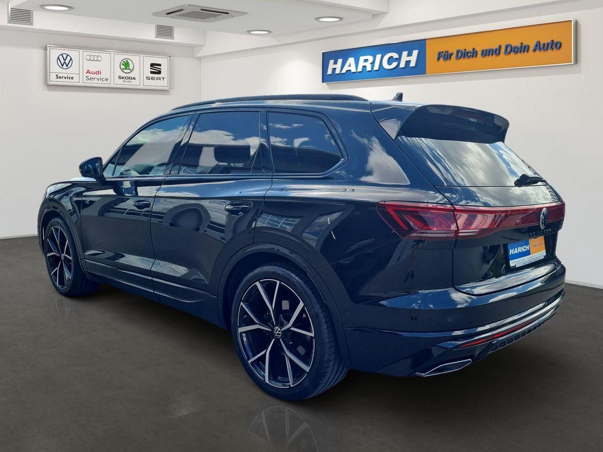 Volkswagen Touareg R-Line BLACKHD-MAT 22 STANDH PANO AHK L foto 5