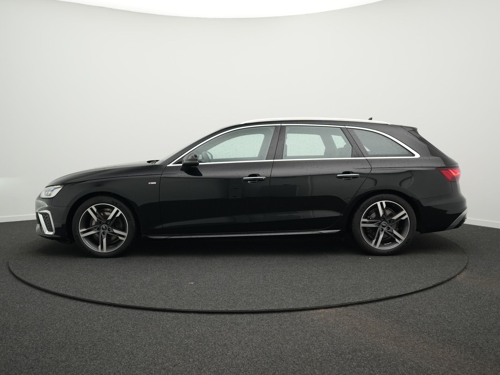Audi A4 - Bild 11