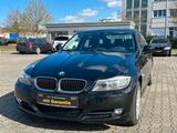 BMW 320d/NAVI/XENON/PDC/SHZ/HiFi/SCHECKHEFT - BMW 320 aus 2008: 320d